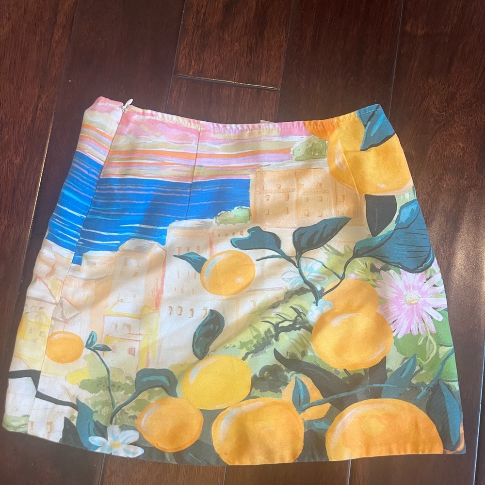 Fruit and floral print summer mini skirt - like new condition